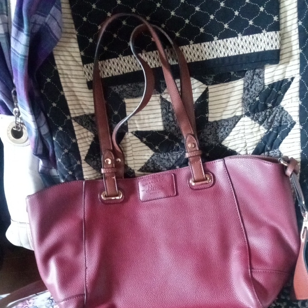 Bass Burgundy Tote